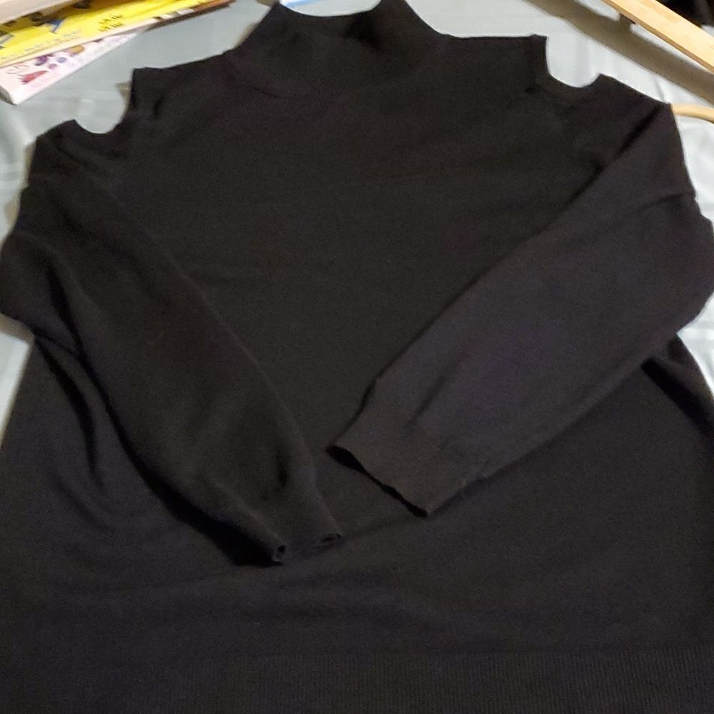 Cozy Casual woman mock neck sweater 3x black